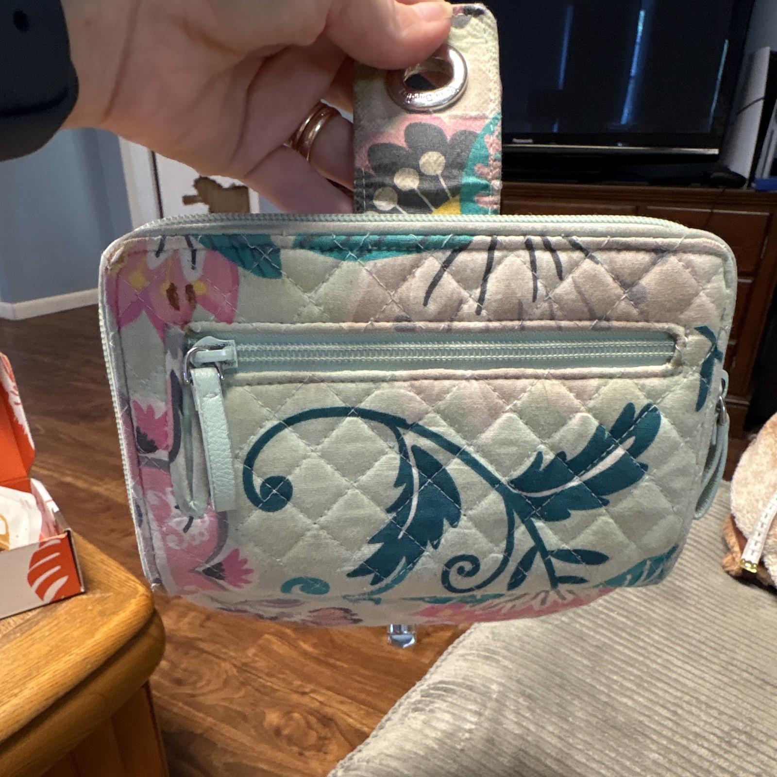 Vera Bradley Floral Quilted Zip-Around Wallet Organizer Credit Card Multicolor