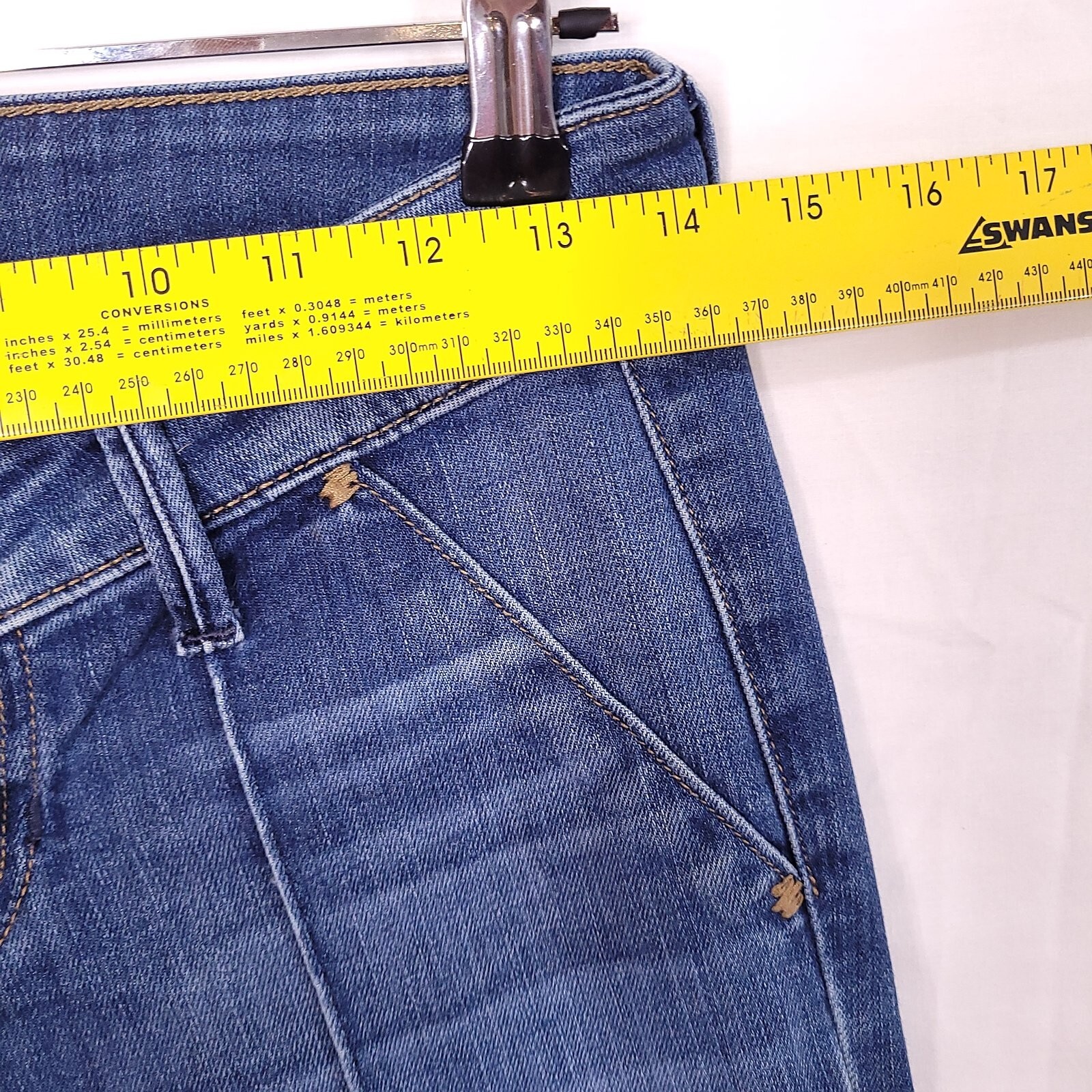 Guess Teens Juniors Denim Blue Pants Low Rise Skinny Size 25 (Actual 28 inches)