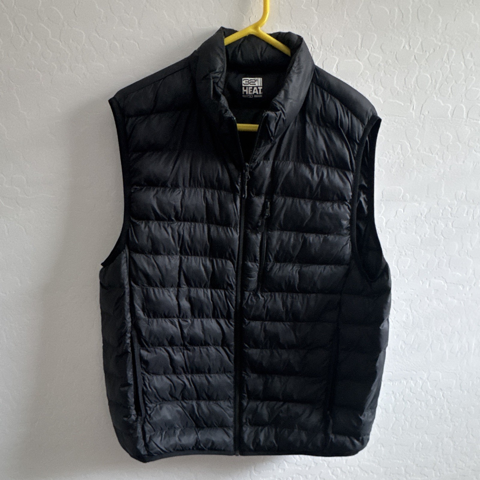 32 Degrees Men’s Black Quilted Puffer Vest L Full Zip Stand-Up Collar Pockets