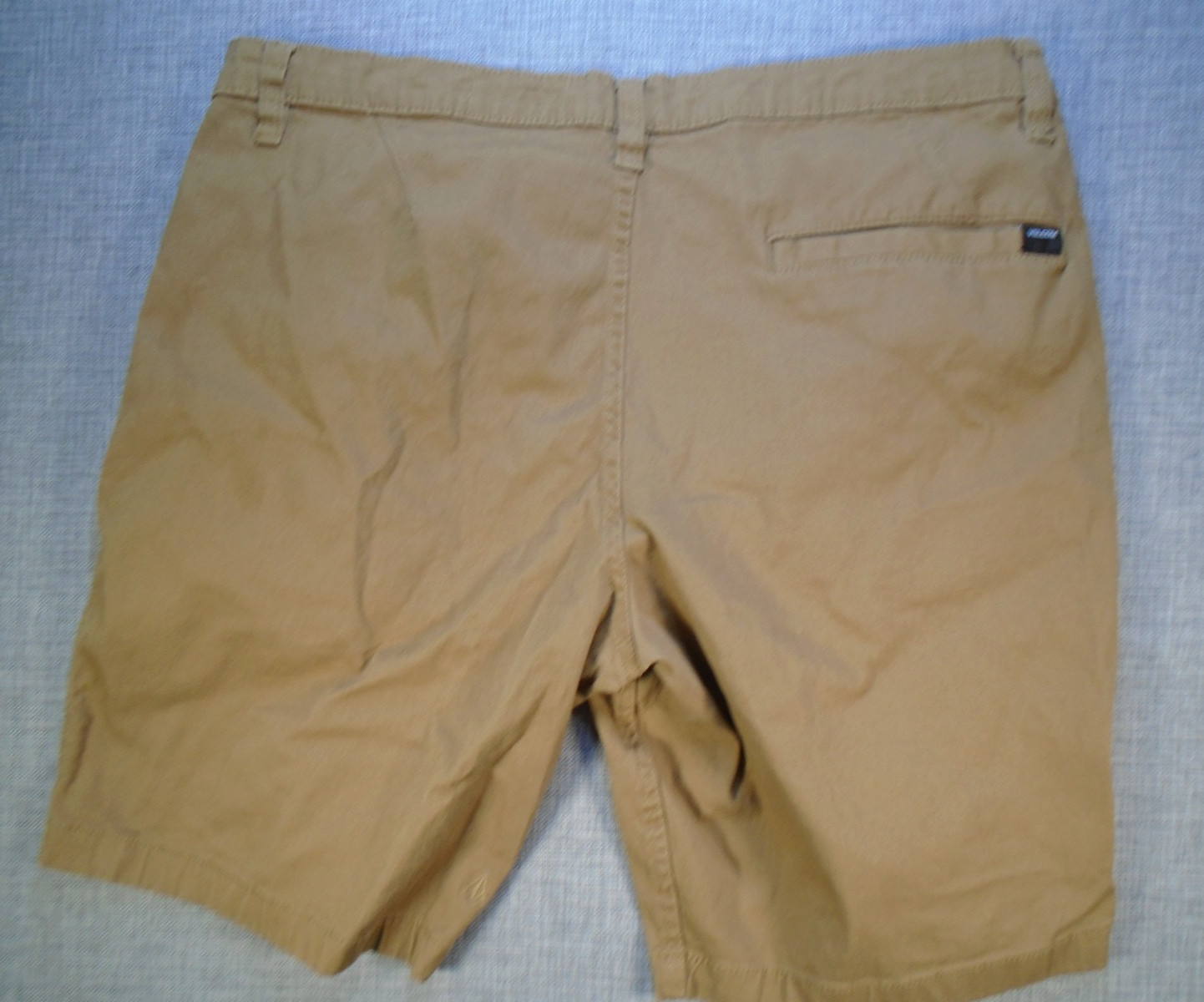 VOLCOM Shorts 38″ Waist Tan Brown 98% Cotton, 2% Elastane, 9″ Inseam