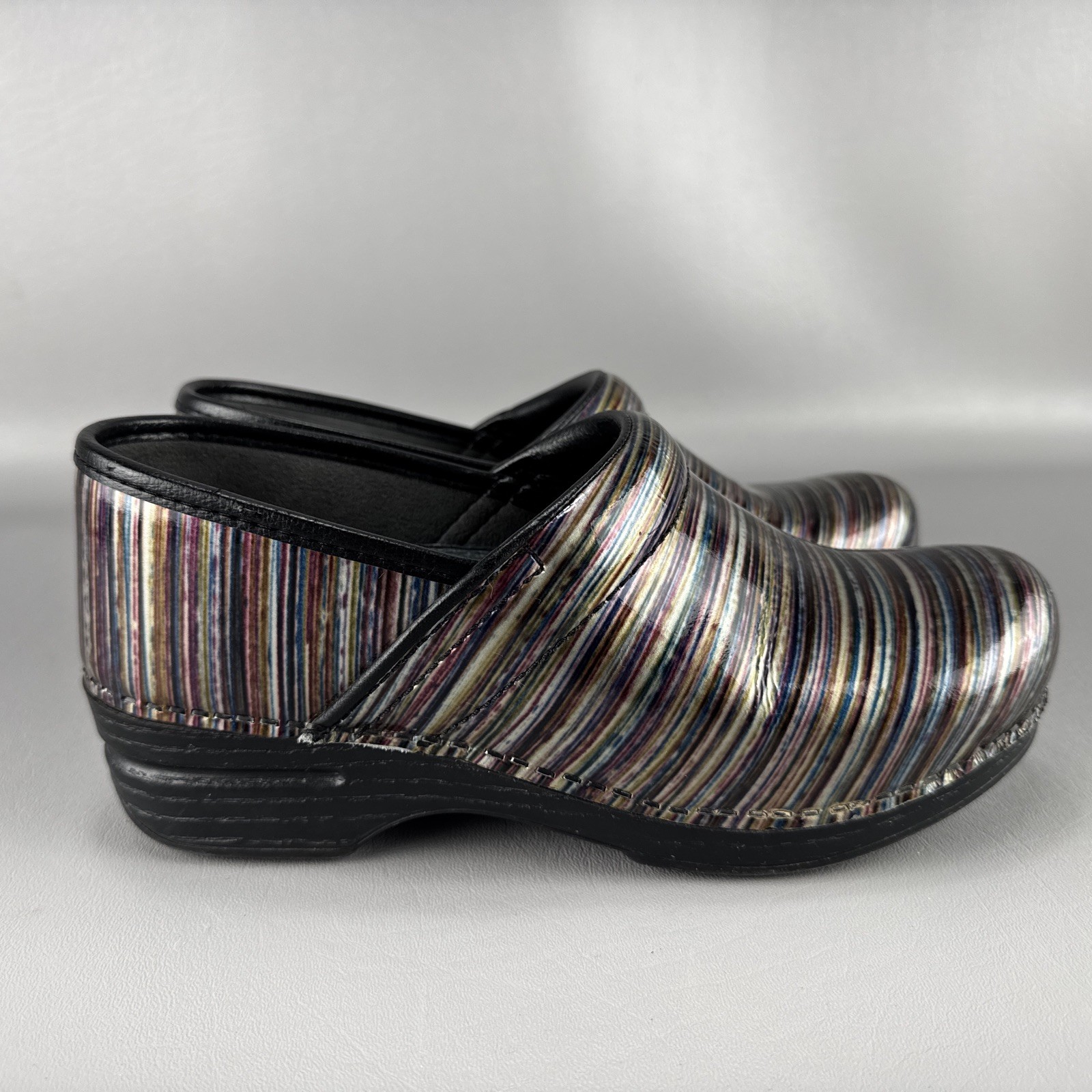 Dansko Pro XP Grey Multi-Colored Striped Patent Leather Clogs Sz 38 US 7.5-8