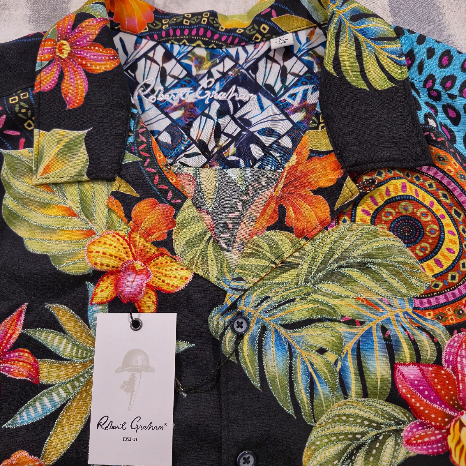 NWT $298 ROBERT GRAHAM BURMA HAWAIIAN SHORT BLACK FLORAL EMBROIDERY L