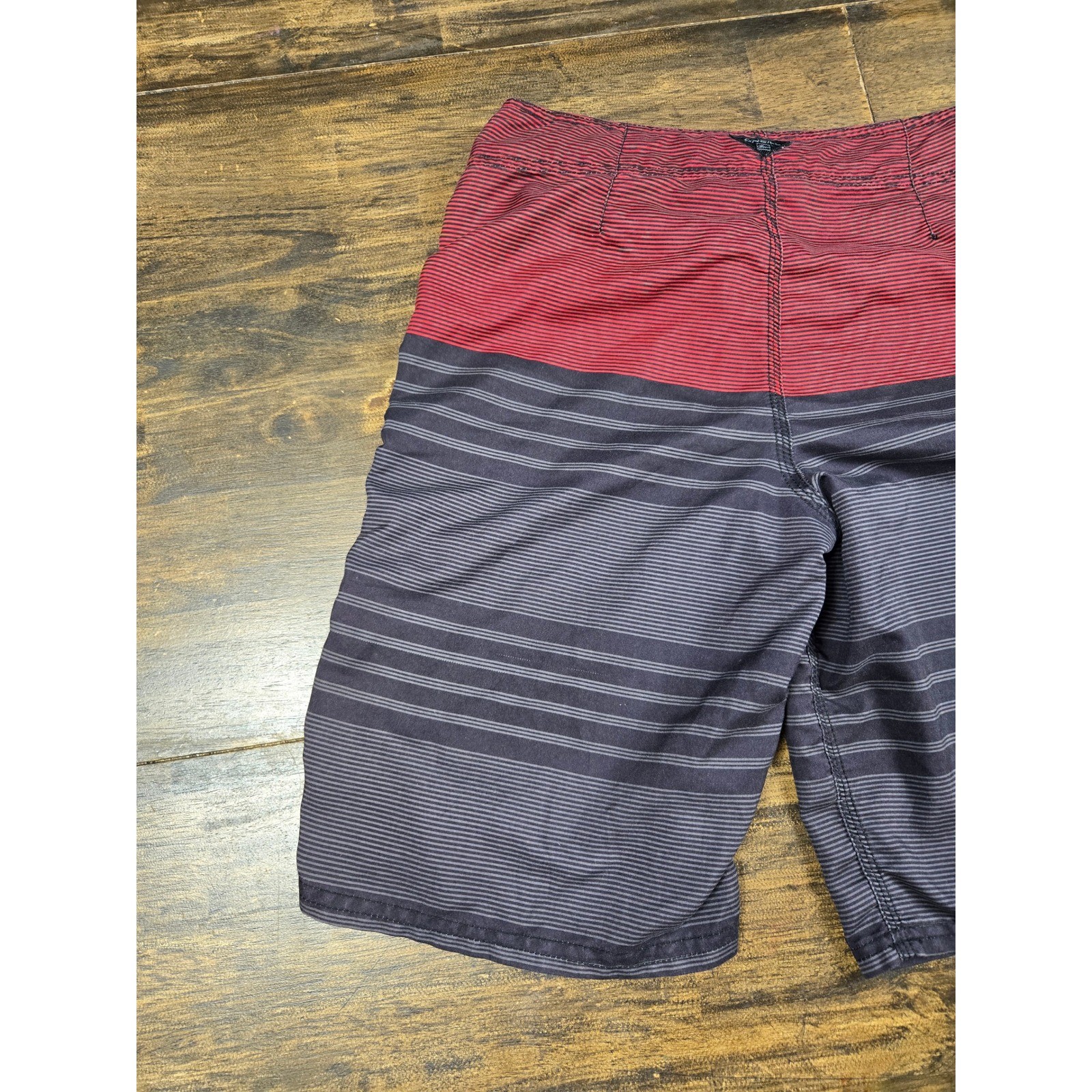 ONeill Mens Striped Board Shorts Red Charcoal Grey Cargo Pocket Size 29