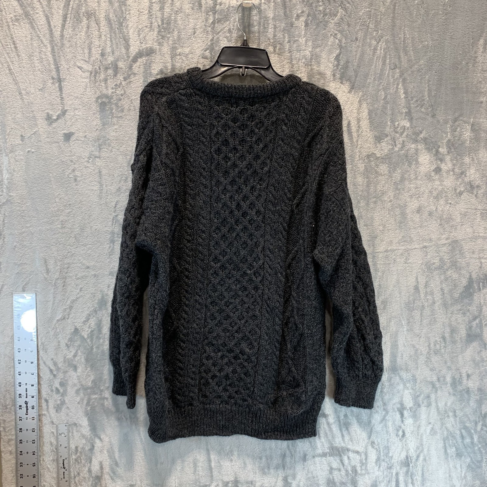 Aran Crafts Men’s Sweater Fisherman Cable Knit Gray XL 100% Wool Ireland Crew