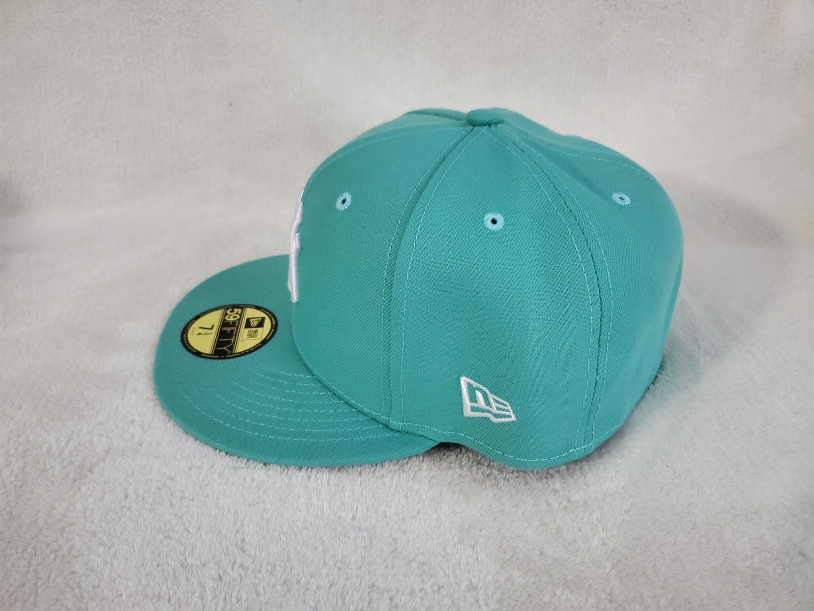 NEW ERA 59 FIFTY MLB NEW YORK YANKEES SEAFOAM GREEN FITTED MENS HAT SZ 7 3/4 NEW