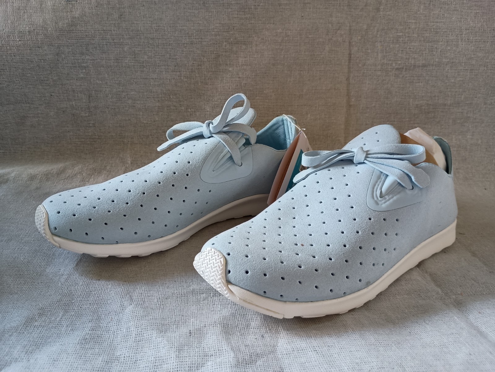 NWT Native Shoes Apollo Moc in the Pigeon Air Blue / Shell White Men 5, Women 7