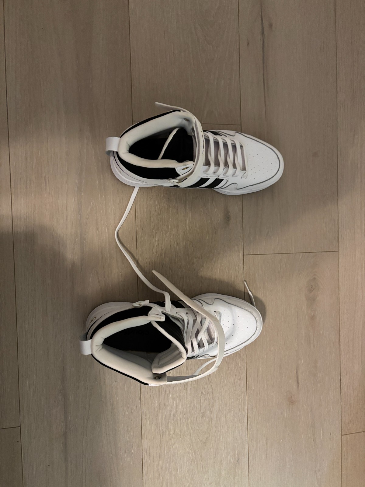 Adidas Postmove Mid Size 10 1/2 US (LIGHTLY WORN)