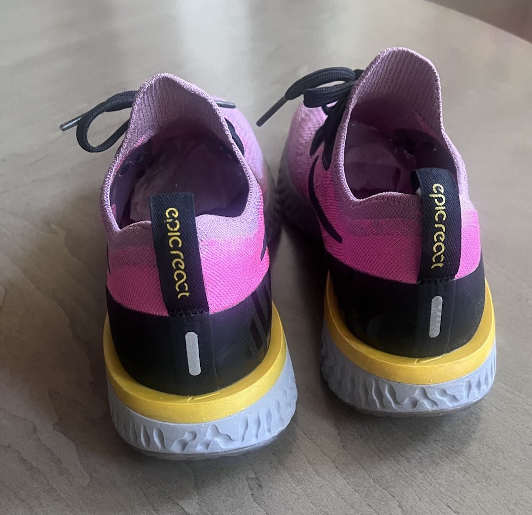 Nike Epic React Flyknit Plum Dust Women Size 8