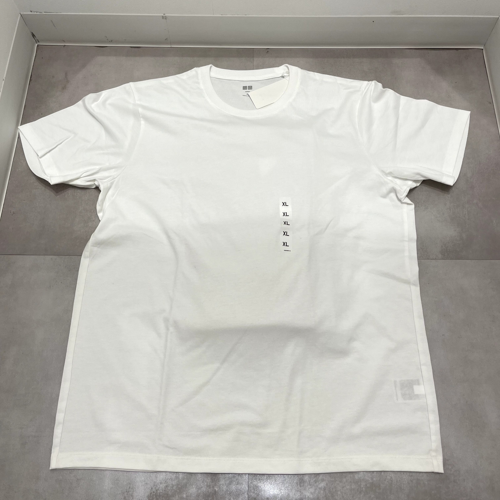 UNIQLO Premium 100% SUPIMA® cotton Crew Neck Short-Sleeve T-Shirt