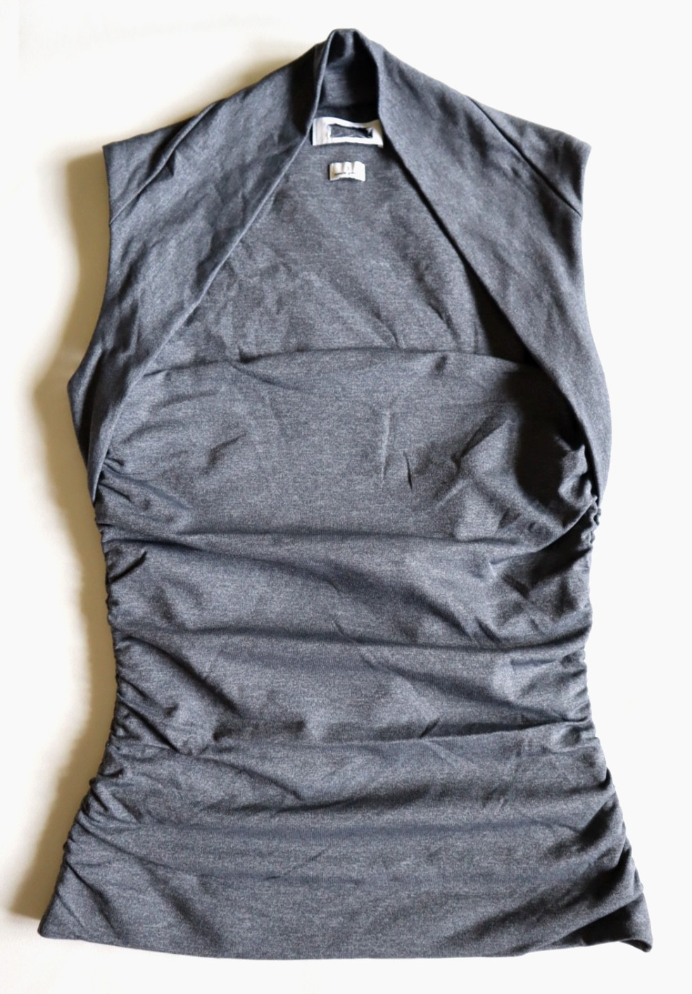 Aritzia Women`s $58 Contour Flourish Top in Heather Charcoal size 2XS