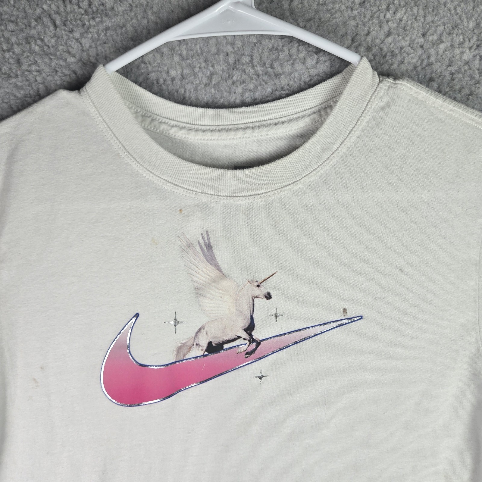 Nike Youth Girls Unicorn T Shirt White XL Sports Mystical Fantasy