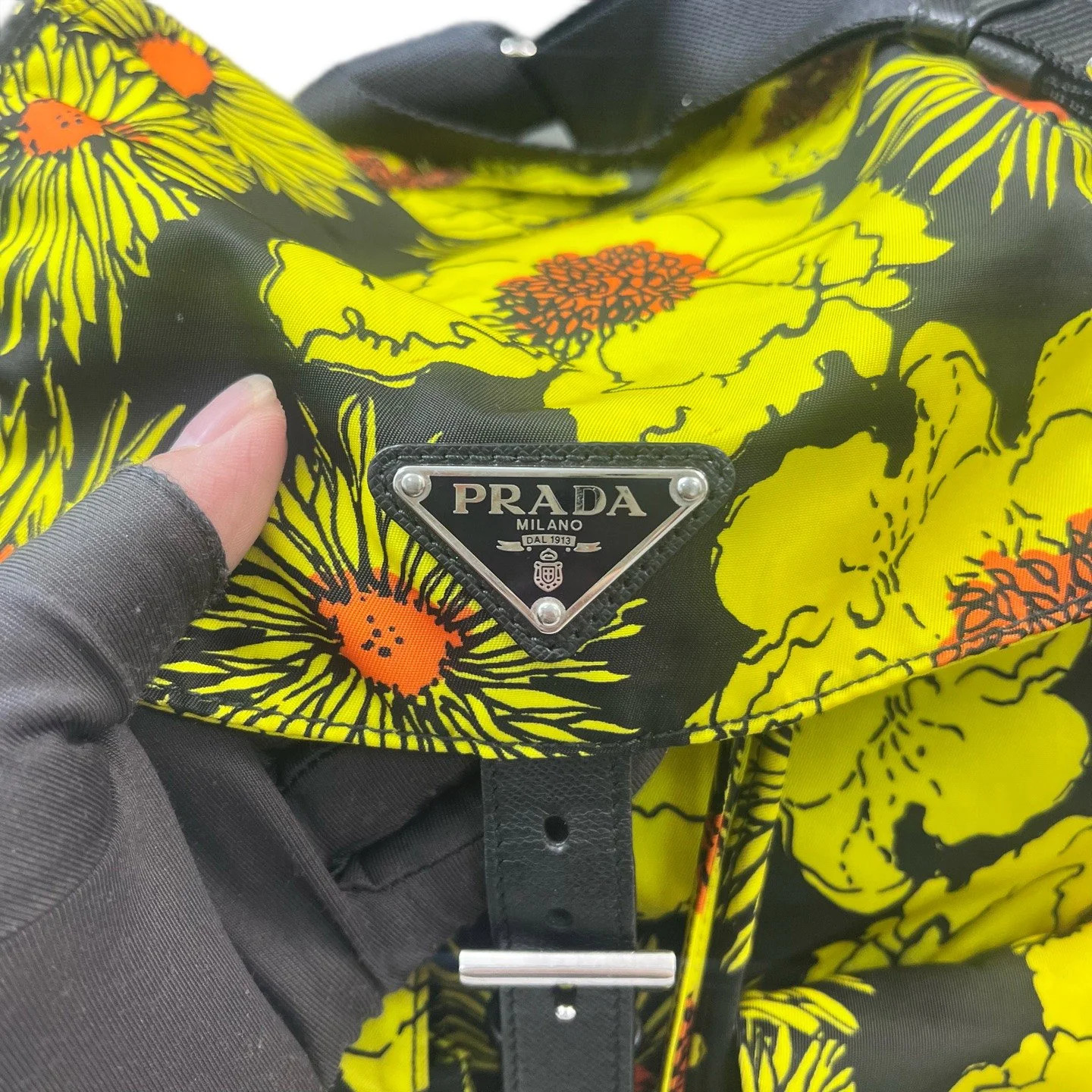 Prada Backpack Yellow Black Tessuto Nylon (sa053126d7r)