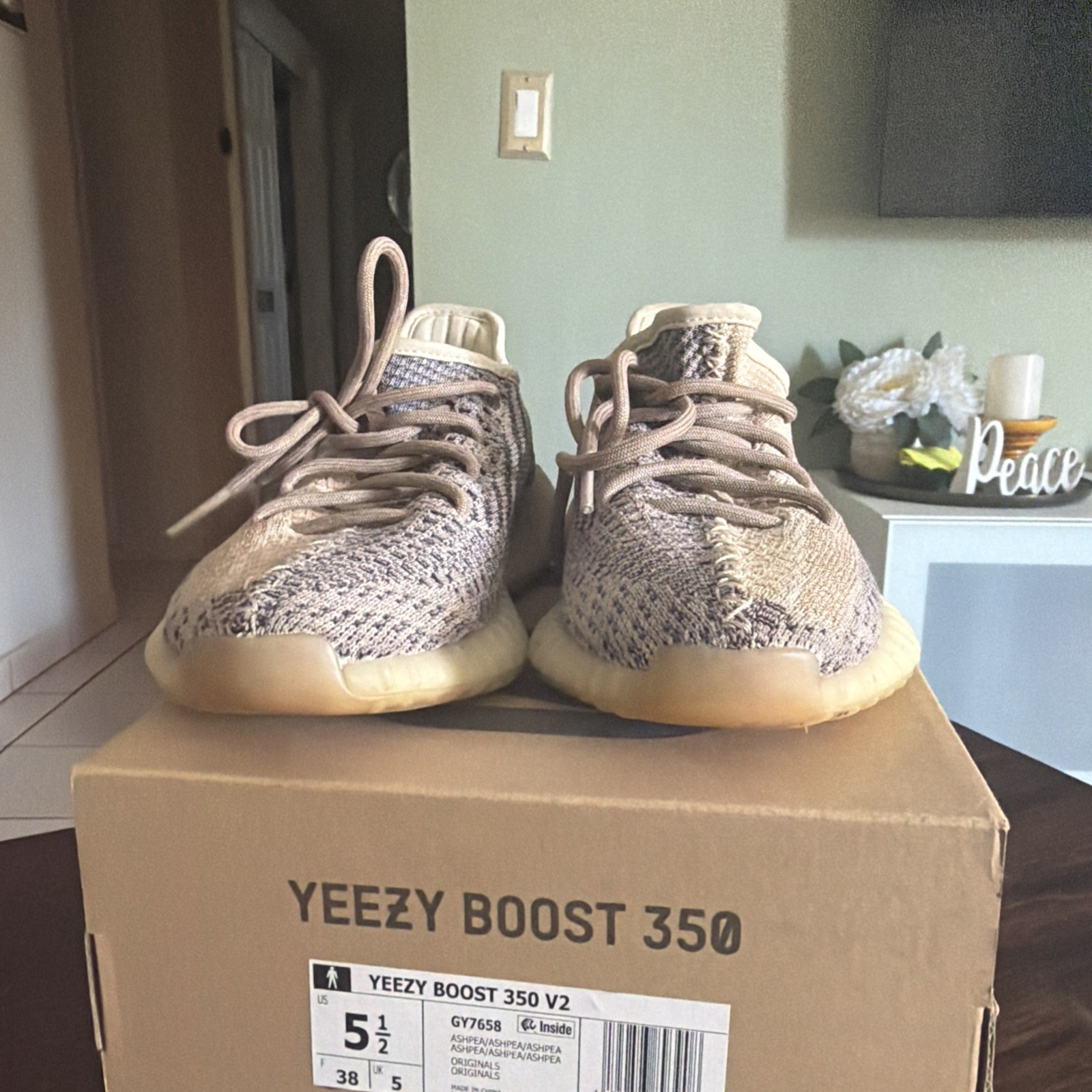 Adidas Yeezy Boost 350 V2 Ash Pearl Size 5.5 SLIGHTLY USED $50 OBO