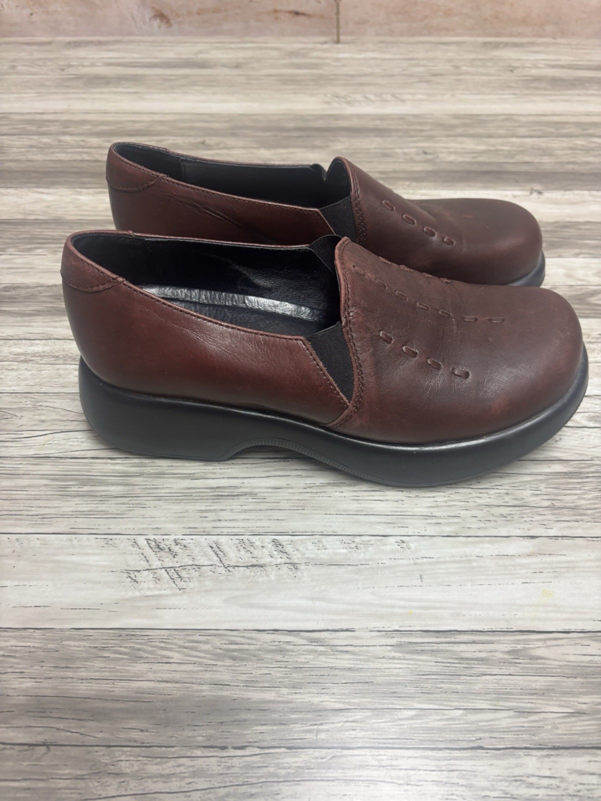 Dansko Nursing Clogs Women’s EU 36/37 Brown Leather Work Shoes US Size 6.5-7