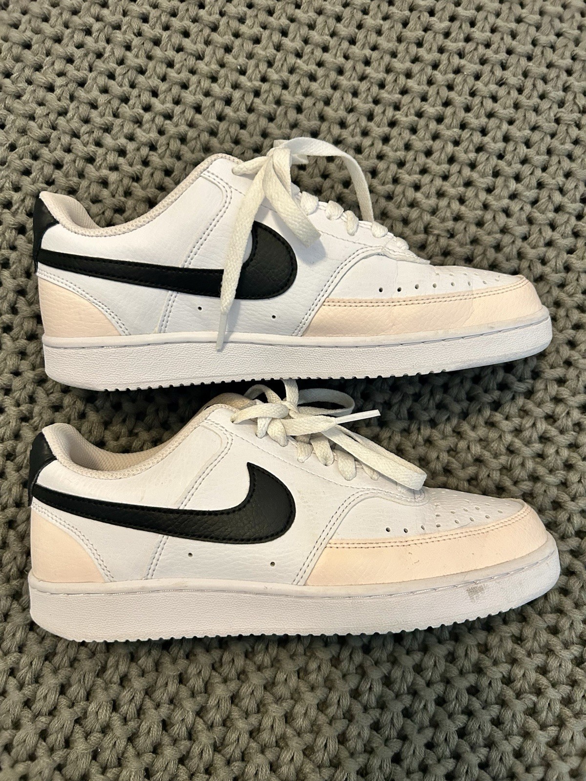 Nike Woman’s Court Vision Size 7 White with Black Swoosh Pink accents