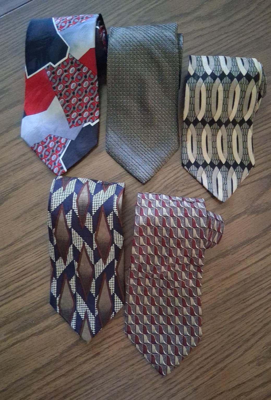 Lot of 5 Taupe Black Gray Neckties Name Brands Assorted Sizes Patterns Fabric