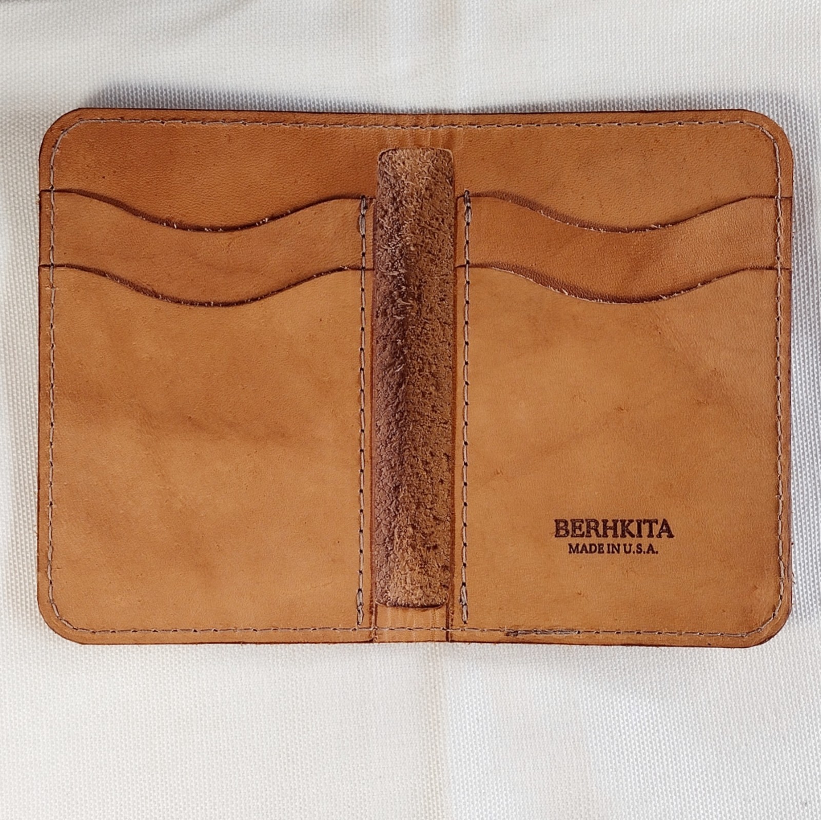 handmade 100% real leather wallet aged natural veg tan vertical bifold Deer