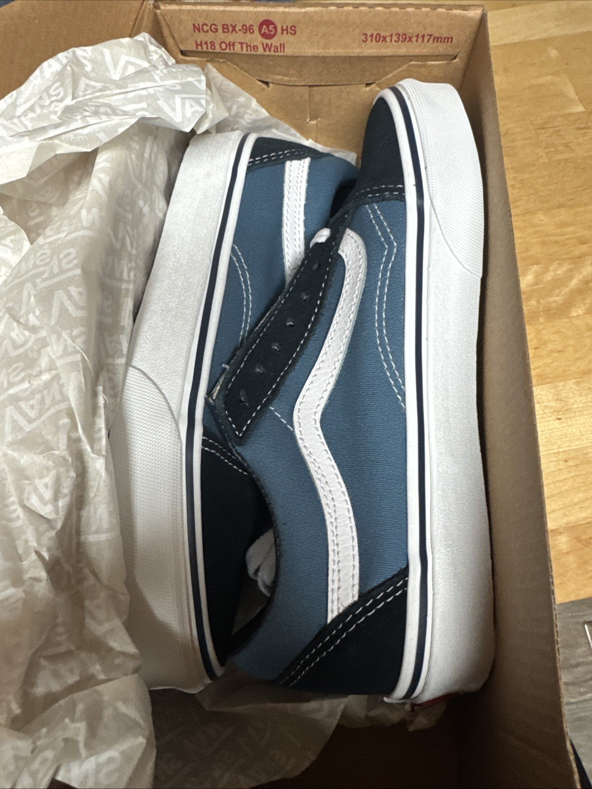 VANS Old Skool Navy Blue Sneakers Men’s Size 5.5, Women’s Size 7