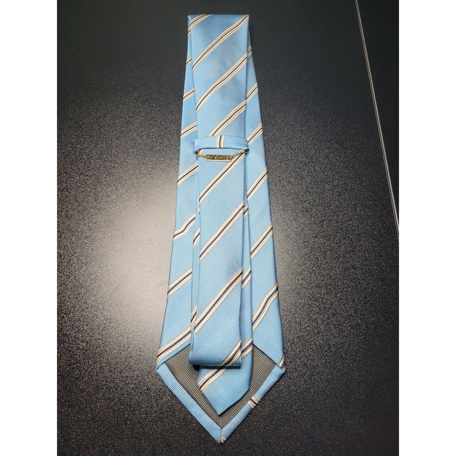 Brioni Men’s Necktie Blue Striped Silk 3.75″ x 58″ Excellent