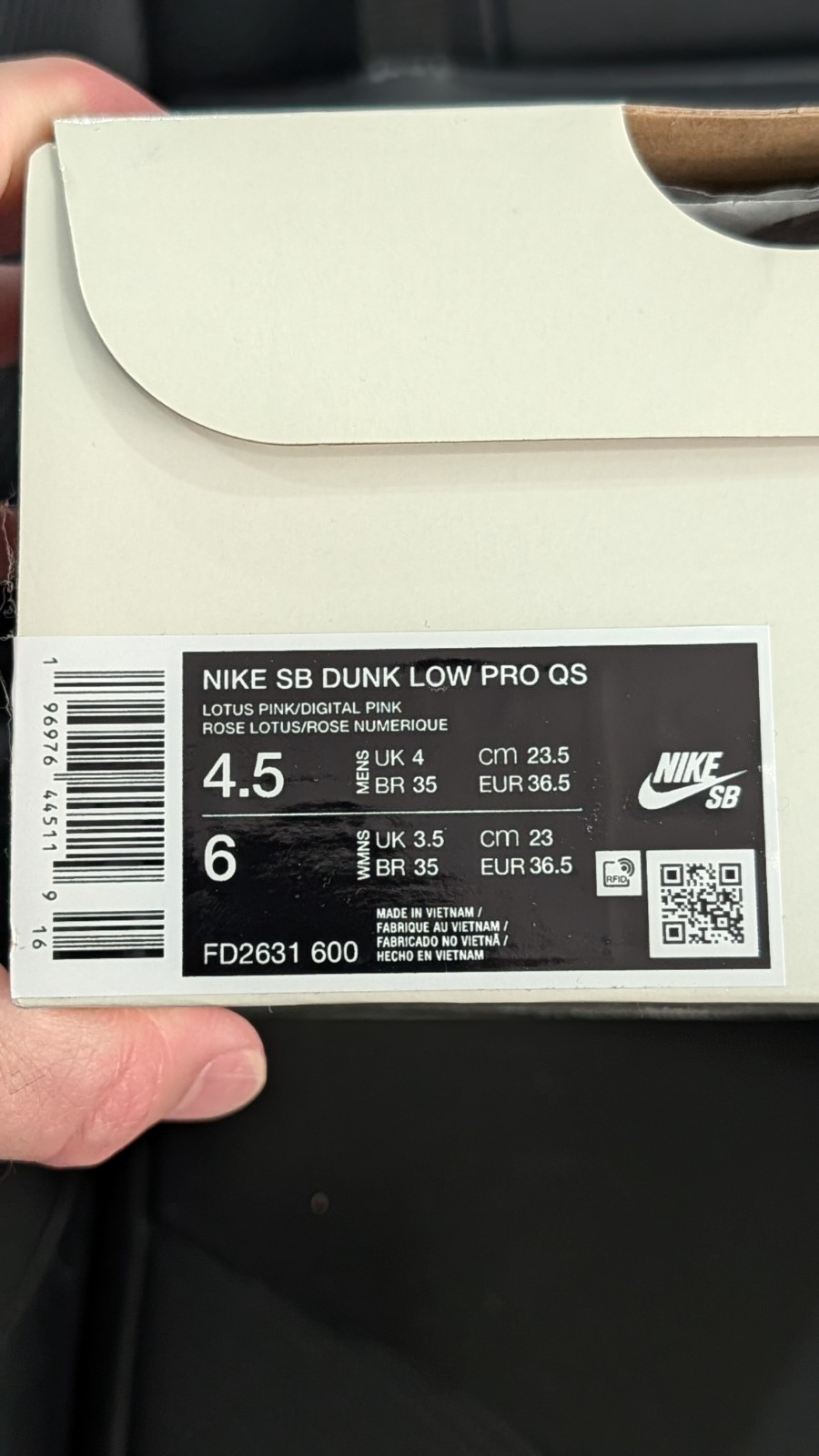 Size 4.5 – The Powerpuff Girls x Nike Dunk Pro SB QS Low Blossom