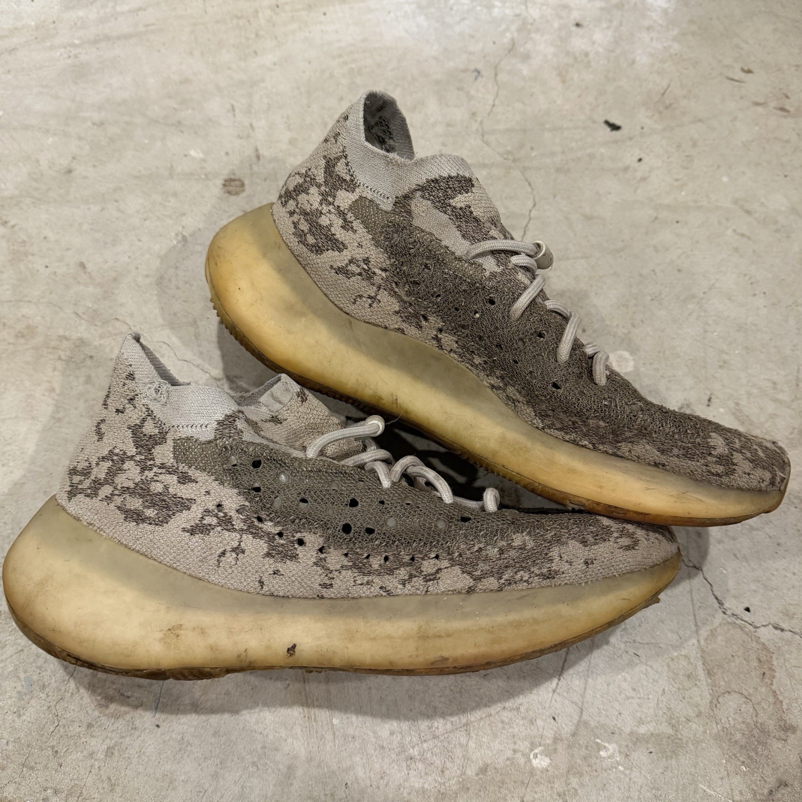 Adidas Yeezy Boost 380 Pyrite Mens Size 11 GZ0454 Used *STAINS*