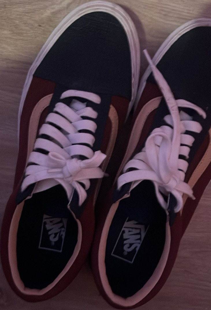 VANS Old Skool Men’s Low Top Lace-Up Colorblock Sneakers Black White Brown