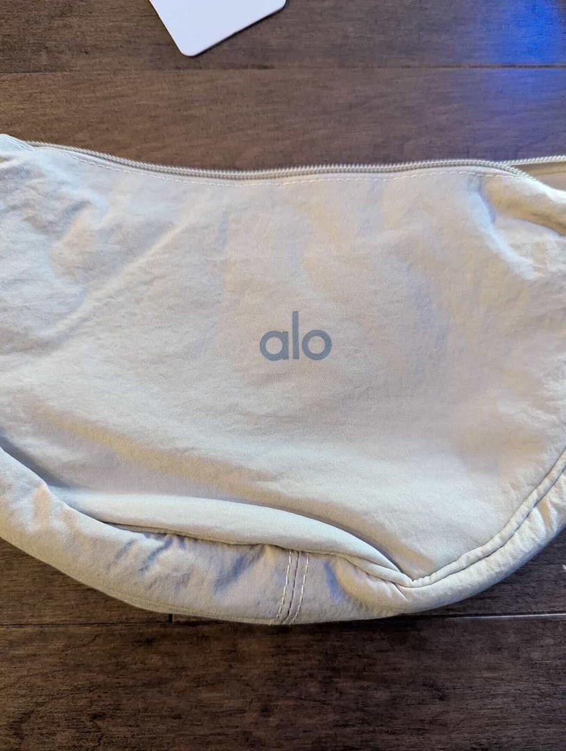Canvas Zip Pouch | Cream White | NWT