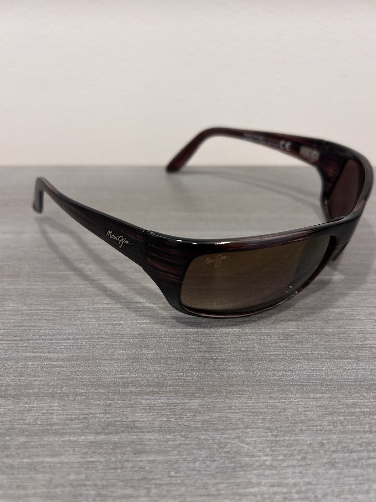 Maui Jim Peahi Sunglasses Full Rim Rectangular Wrap Polarized Lenses Woodgrain