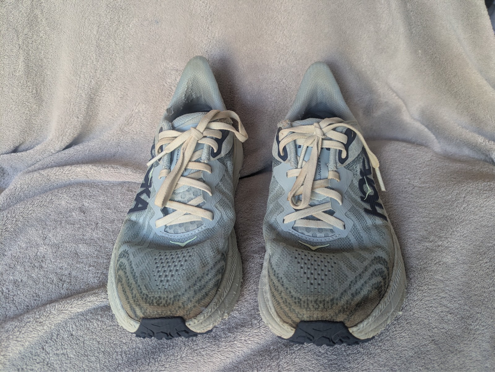 HOKA Women’s Challenger ATR 7 Trail Shoe Druzy/Droplet Size 7D (7 Wide)