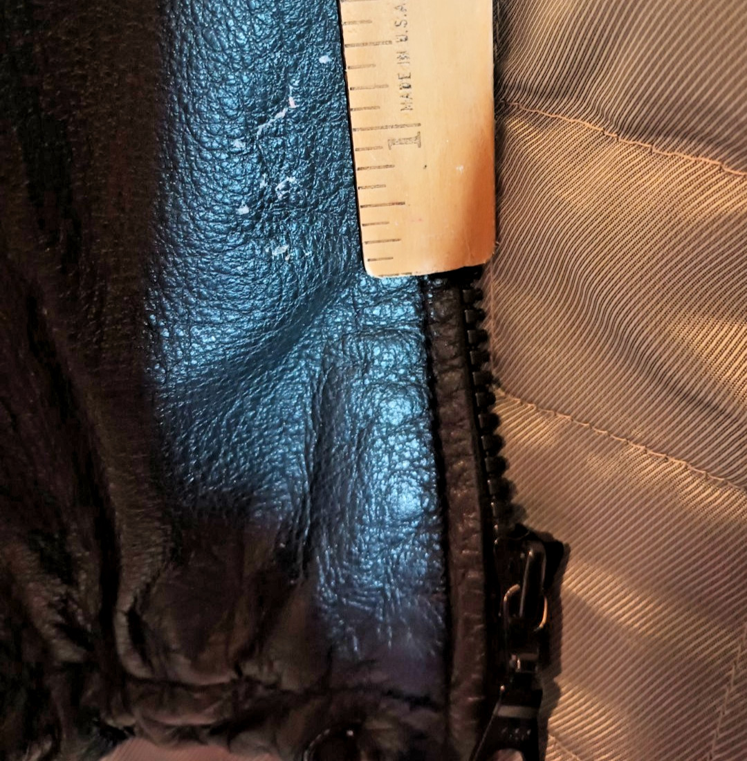 Wilsons Leather jacket, women’s M, black, hooded, zip & sash. DS07