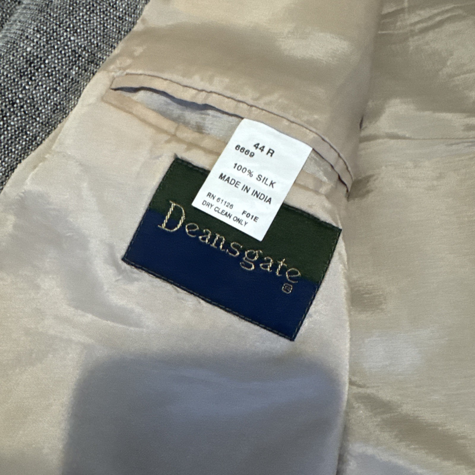 Deansgate Men’s 44R 100% Silk Tweed Tan 2 Button Single Vent Sport Coat Blazer