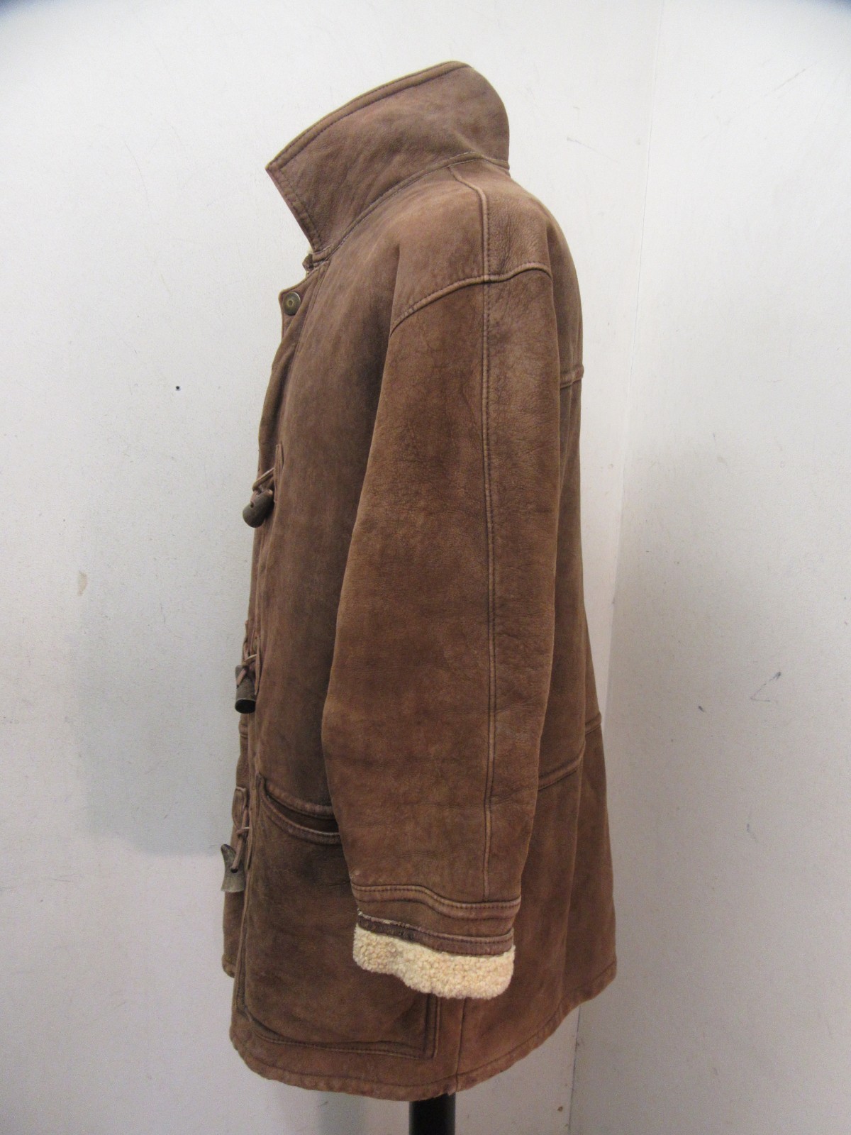 VINTAGE MORLANDS SHEEPSKIN LEATHER DUFFLE BANE JACKET SIZE 40 OR M