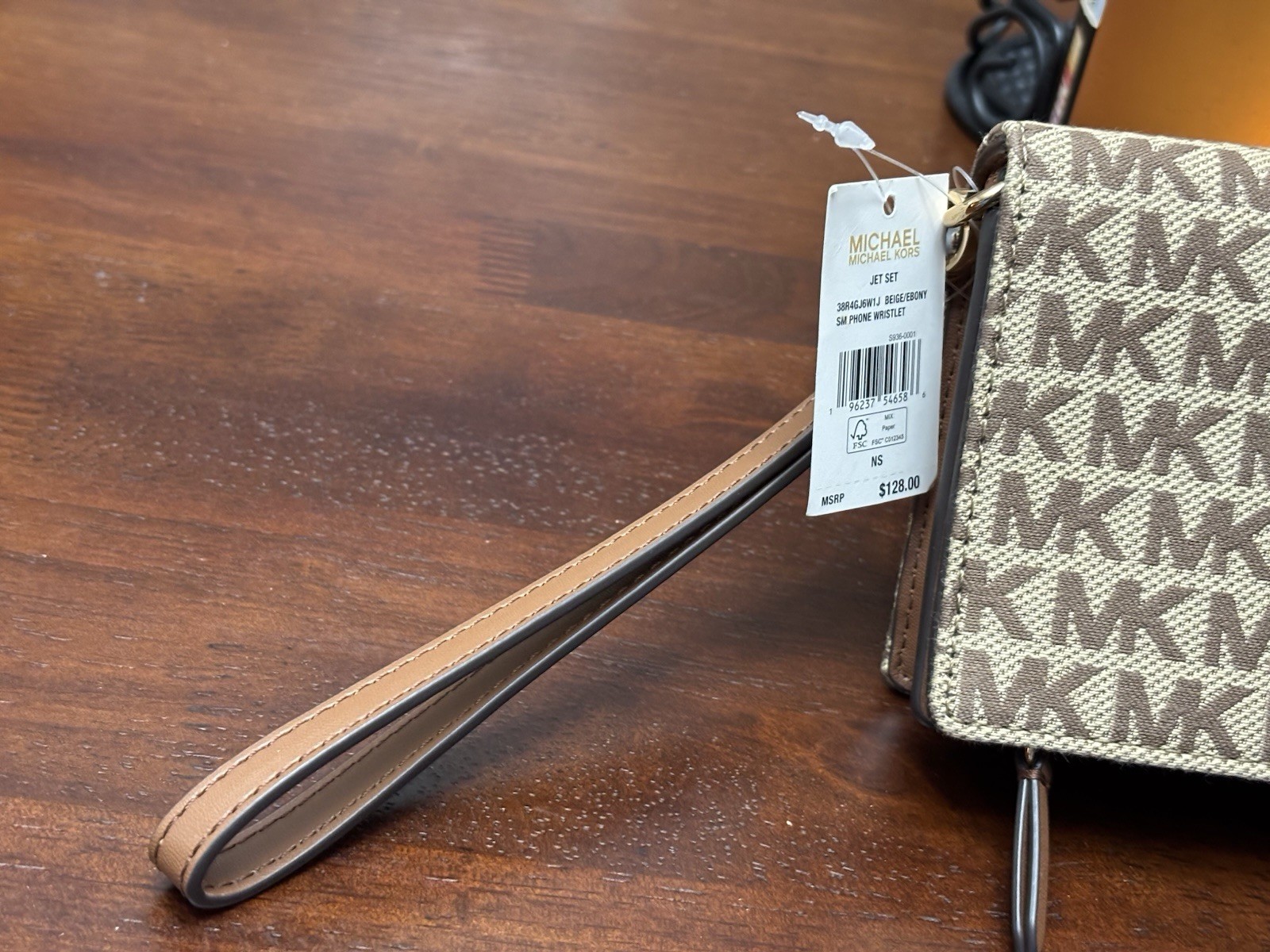 Michael Kors NWT Jet Set Small Phone Case, Wristlet Wallet, Beige/ Ebony $128