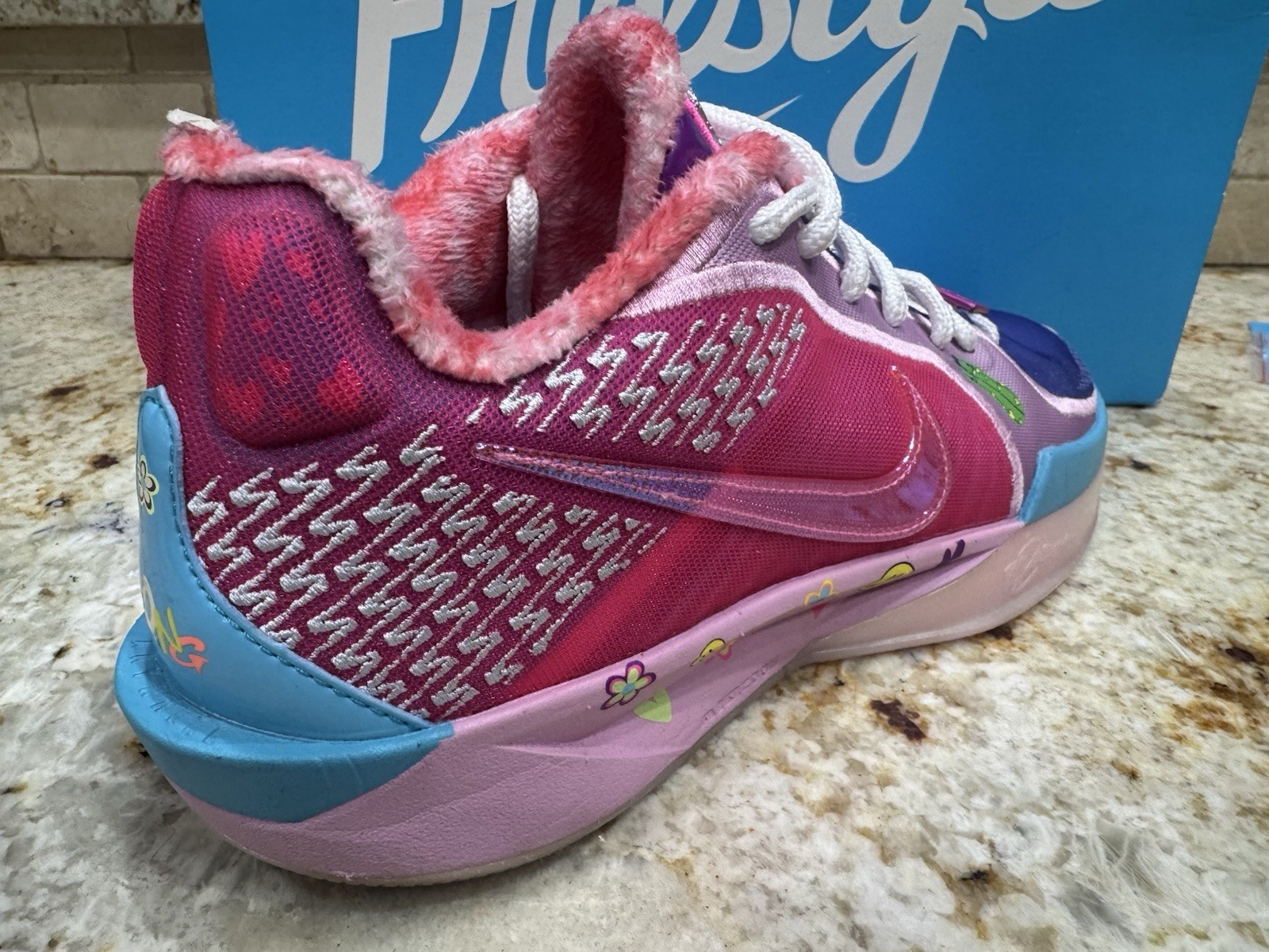NIKE SABRINA 2 FREESTYLE DOERNBECHER SOPHIA DB 20 WOMENS 9 MENS7.5 IB6103-920