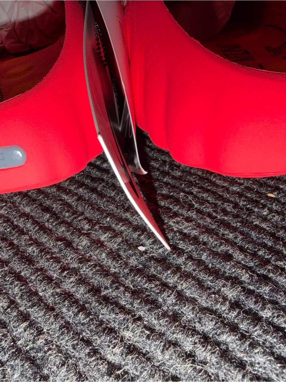 NEXT DAY SHIPPING Nike Mind 001 Men’s Slides Solar Red Size Mens 11 Fits 10