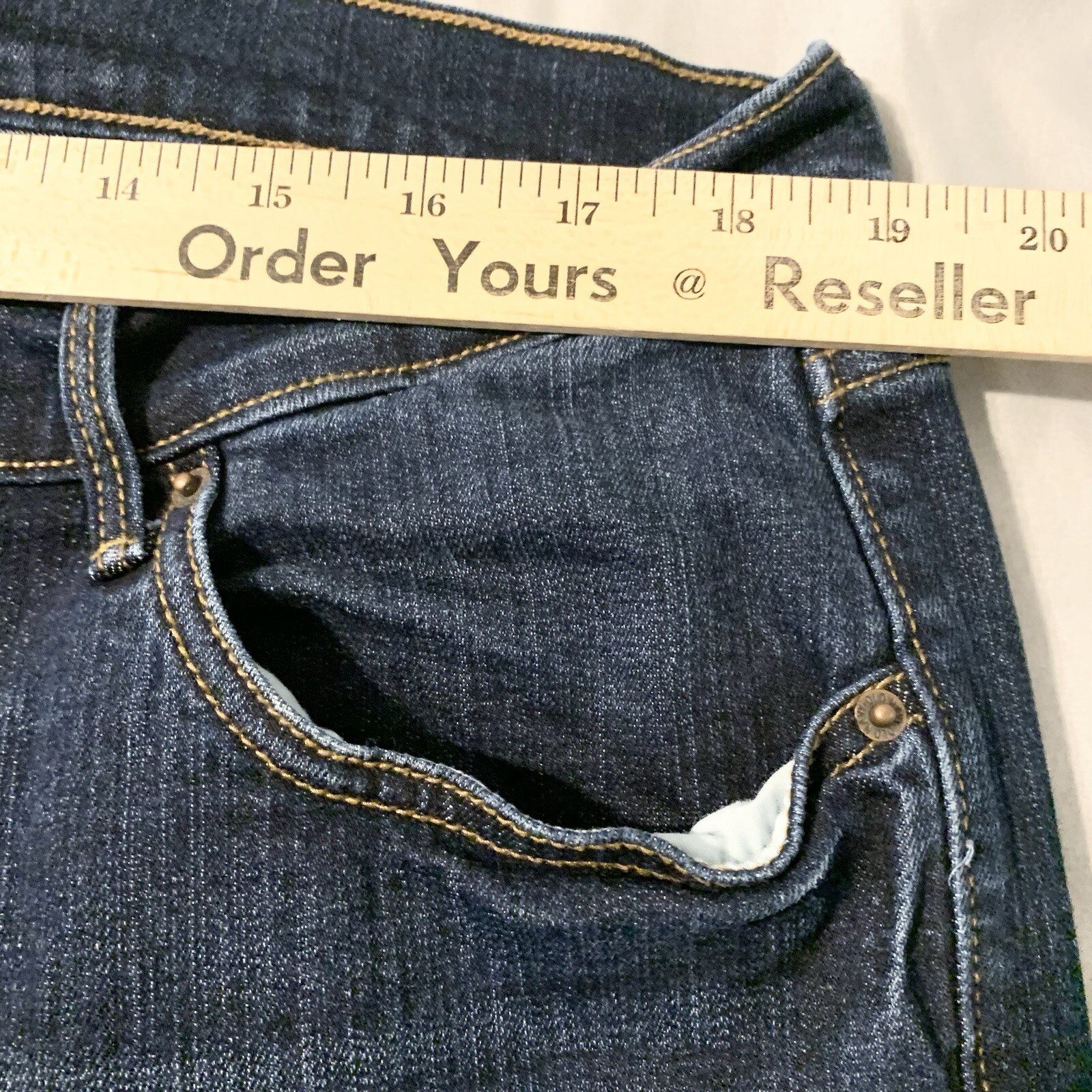 Old Navy Jeans 18 Reg (38×30) Blue Richmond Curvy Profile Mid Rise Stretch Comfy