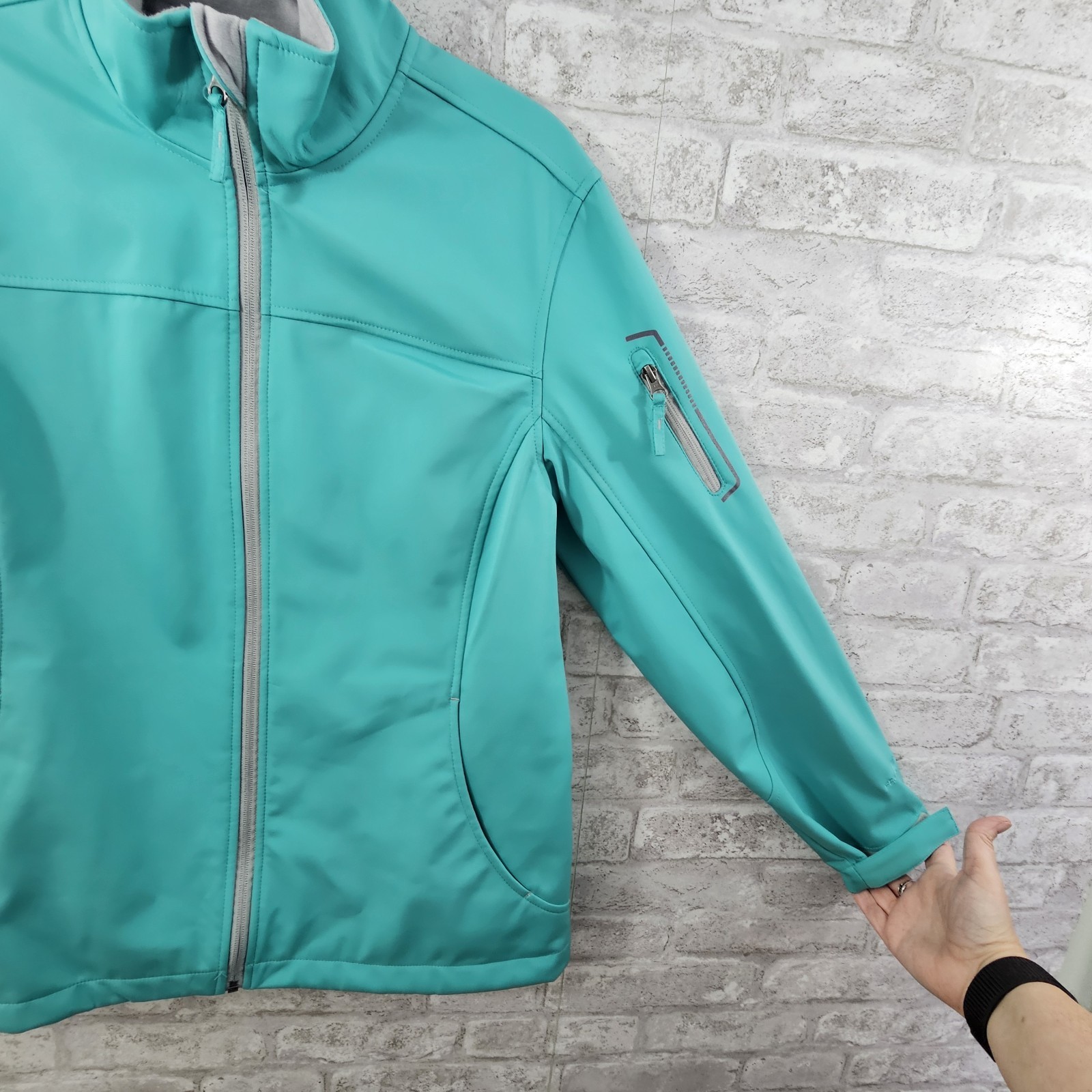 Free Tech Women’s Zip Up Jacket Size Large 12/14