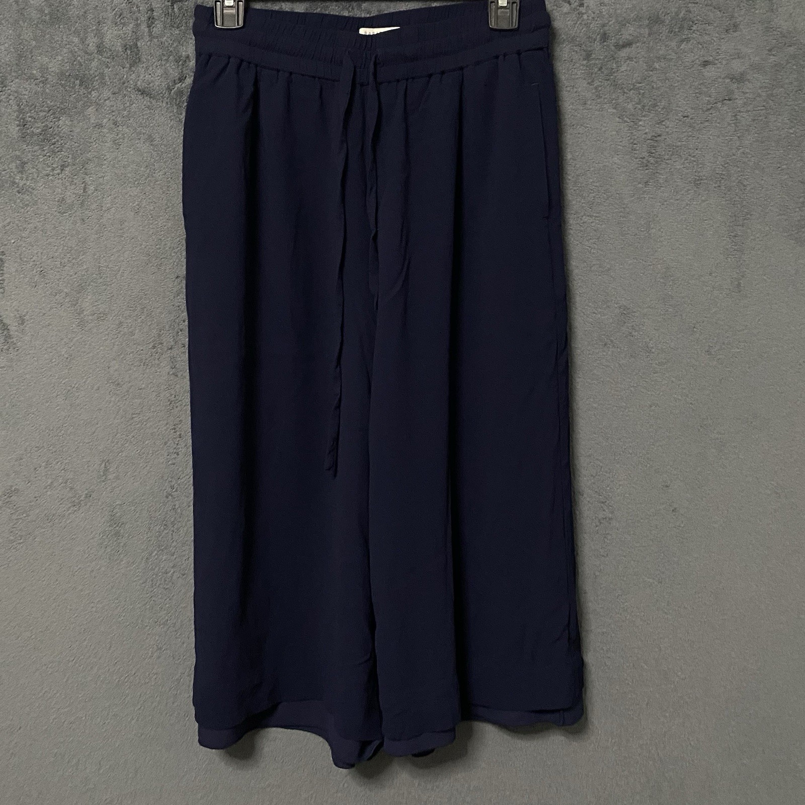 Aritzia Babaton Pants Womens M Blue Wide Leg Cropped Culottes Pull On Pockets