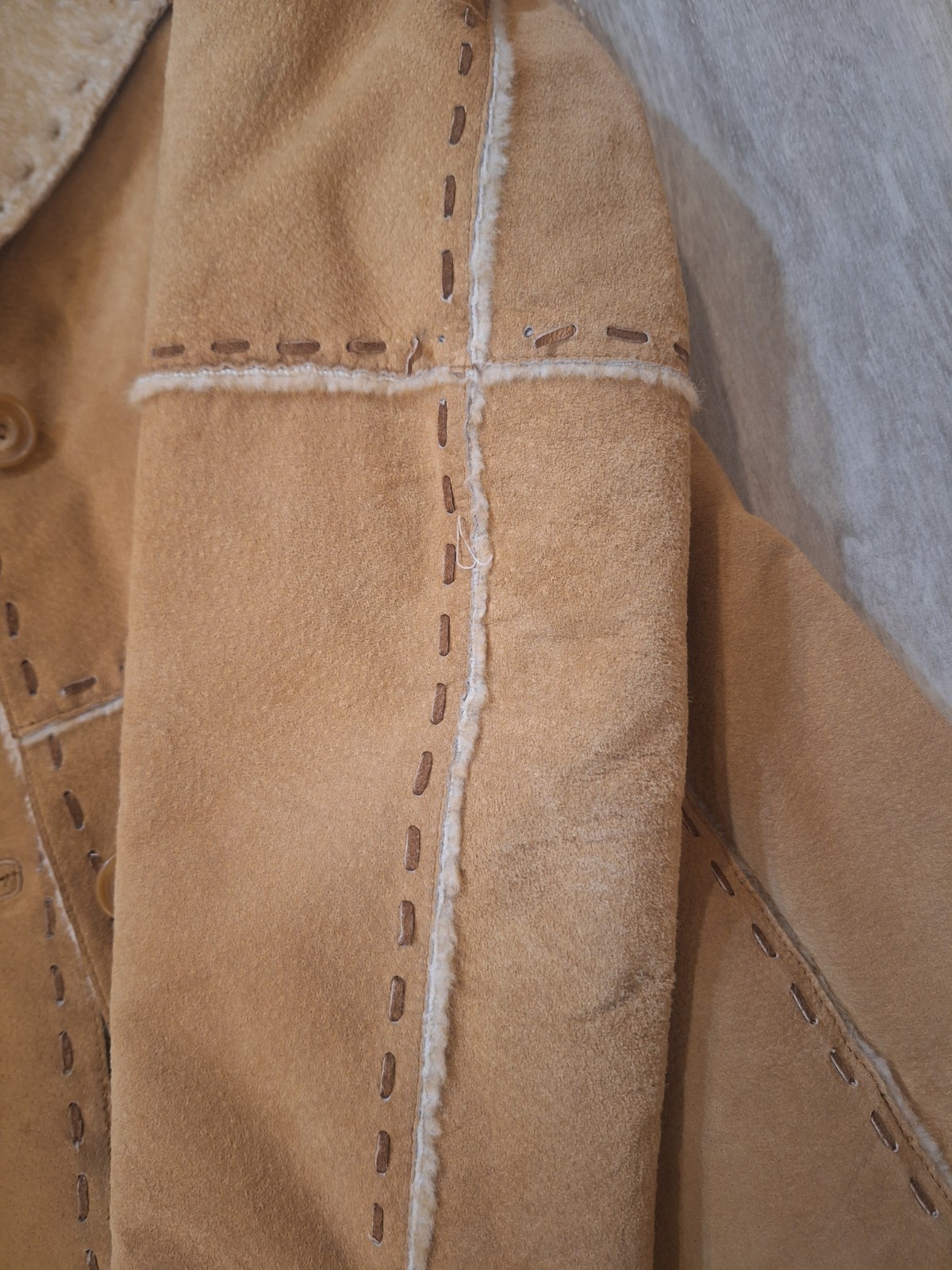 Guess Vintage Y2K Tan Genuine Suede Leather Faux Fur Lined Button Closure Coat M