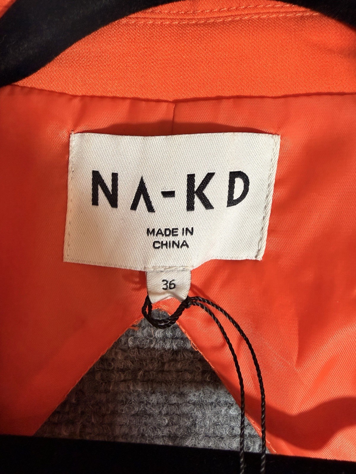 NA-KD Neon Orange Cutout Blazer Open Back Single Button Jacket Blazer Women’s 36