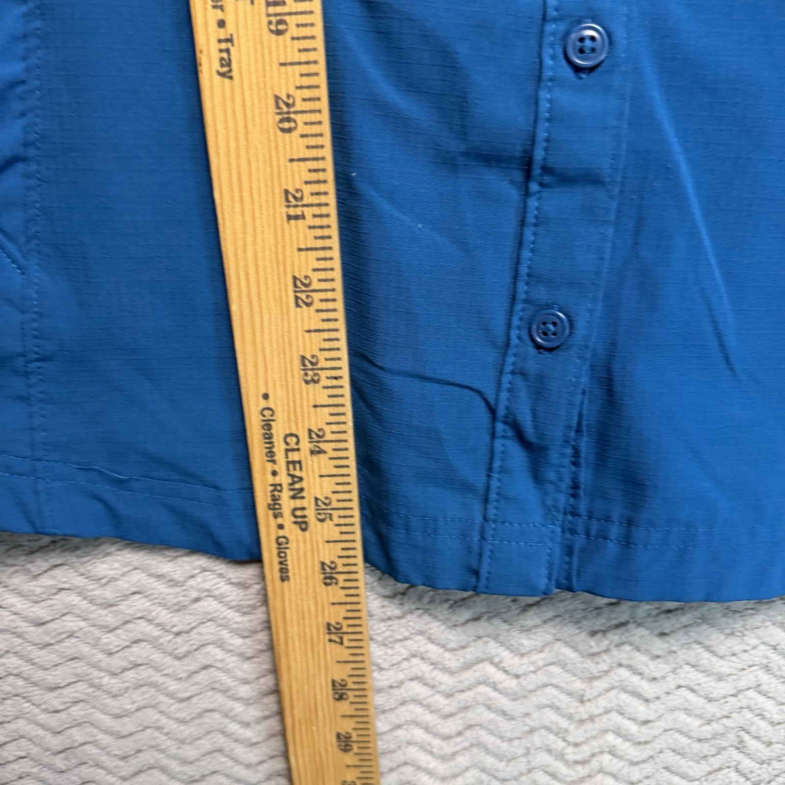 Columbia Shirt Womens Size L Blue Omni Shade UPF 40 Sleeveless Button Vented