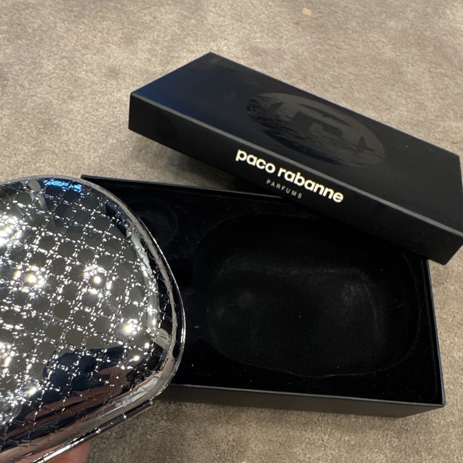 Paco Rabanne Silver Metallic Oval Clutch Chain Strap w/ Box