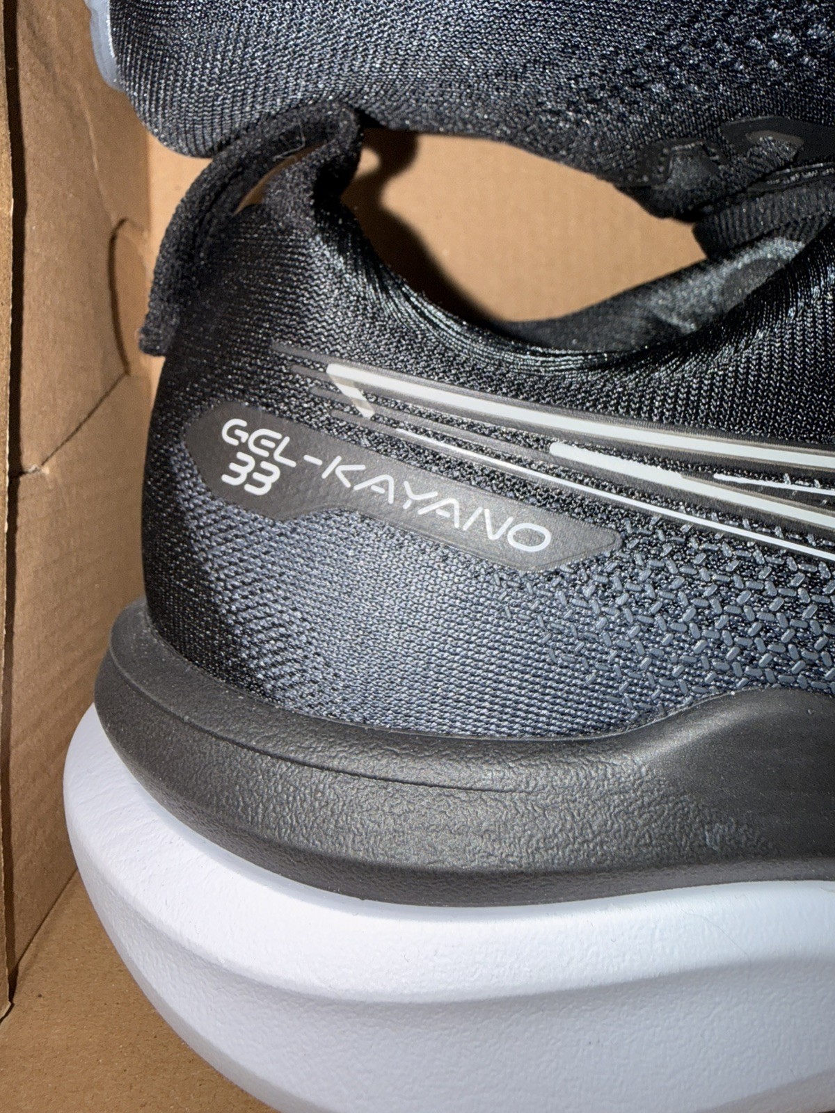 ASICS Gel-Kayano 33 Men’s Size 9.5M-NEW