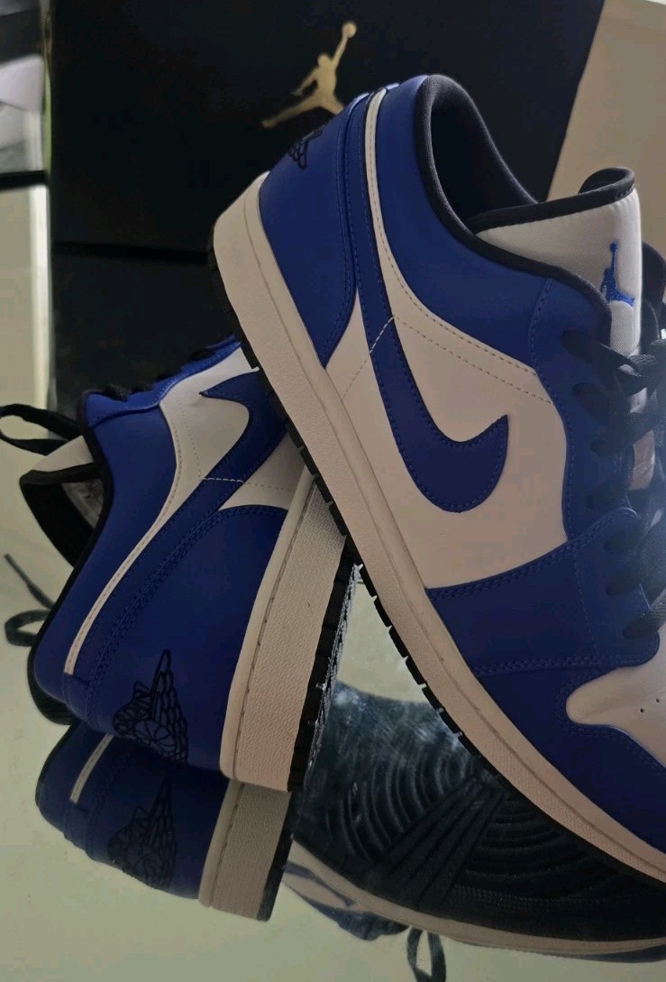 Air Jordan 1 Low “Game Royal” 553558-124 in US Men’s Size 15 with OG Box VNDS