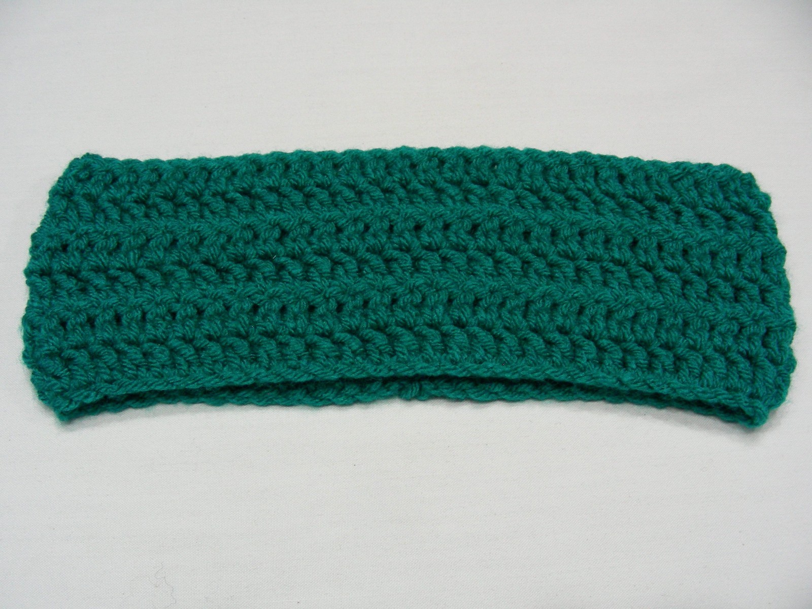 BLUE-GREEN TEAL – HAND KNITTED – 3 1/2 INCH – ONE SIZE HEADBAND!