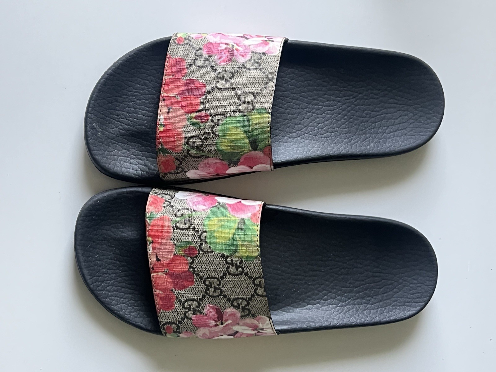 Gucci GG Supreme Blooms Slides Floral Slide Sandals Size 7.5 w/ Box Authentic