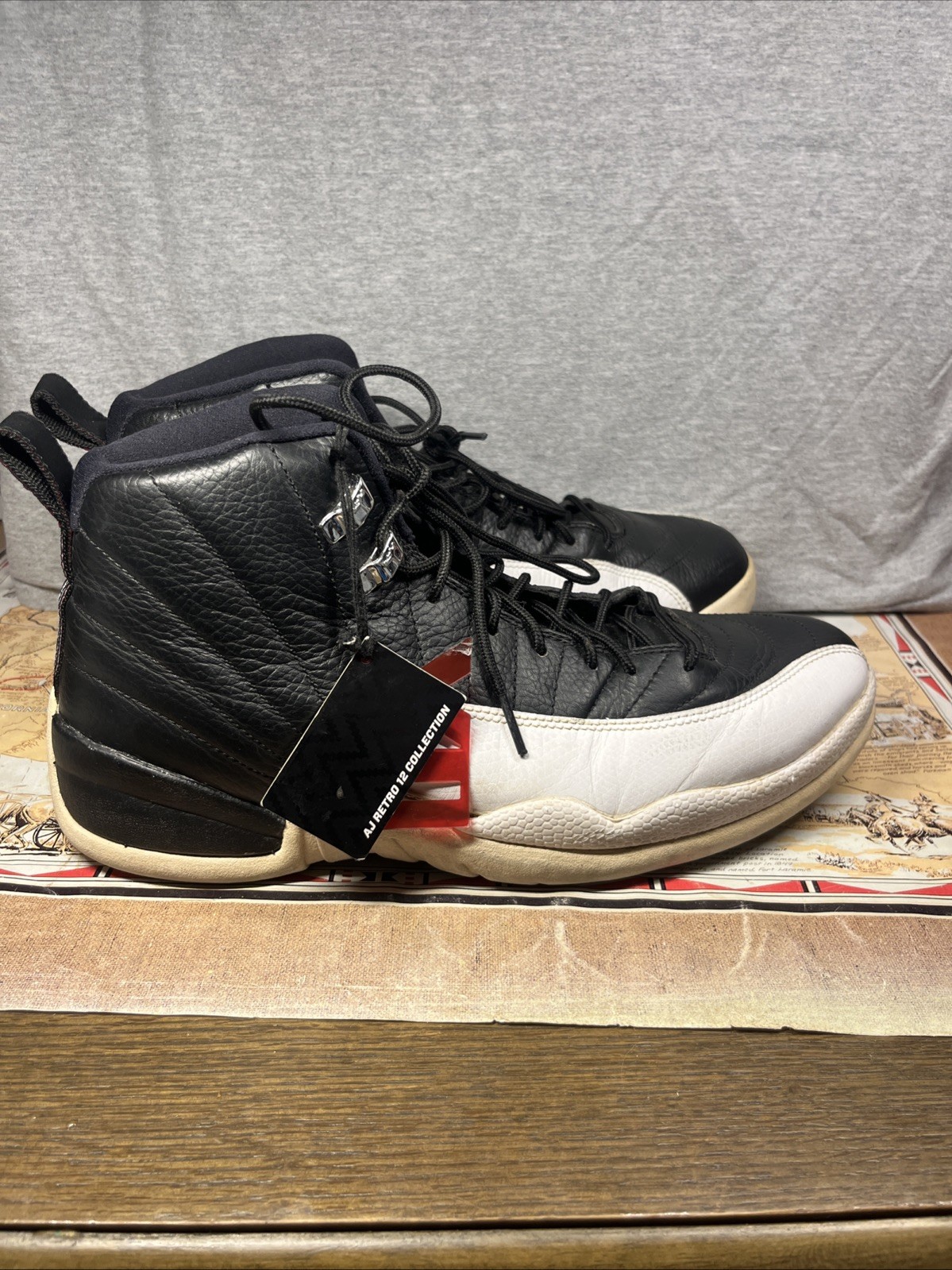 Nike Air Jordan Retro 12 OG Playoffs Sneaker Shoe Basketball Black White Sz 10.5