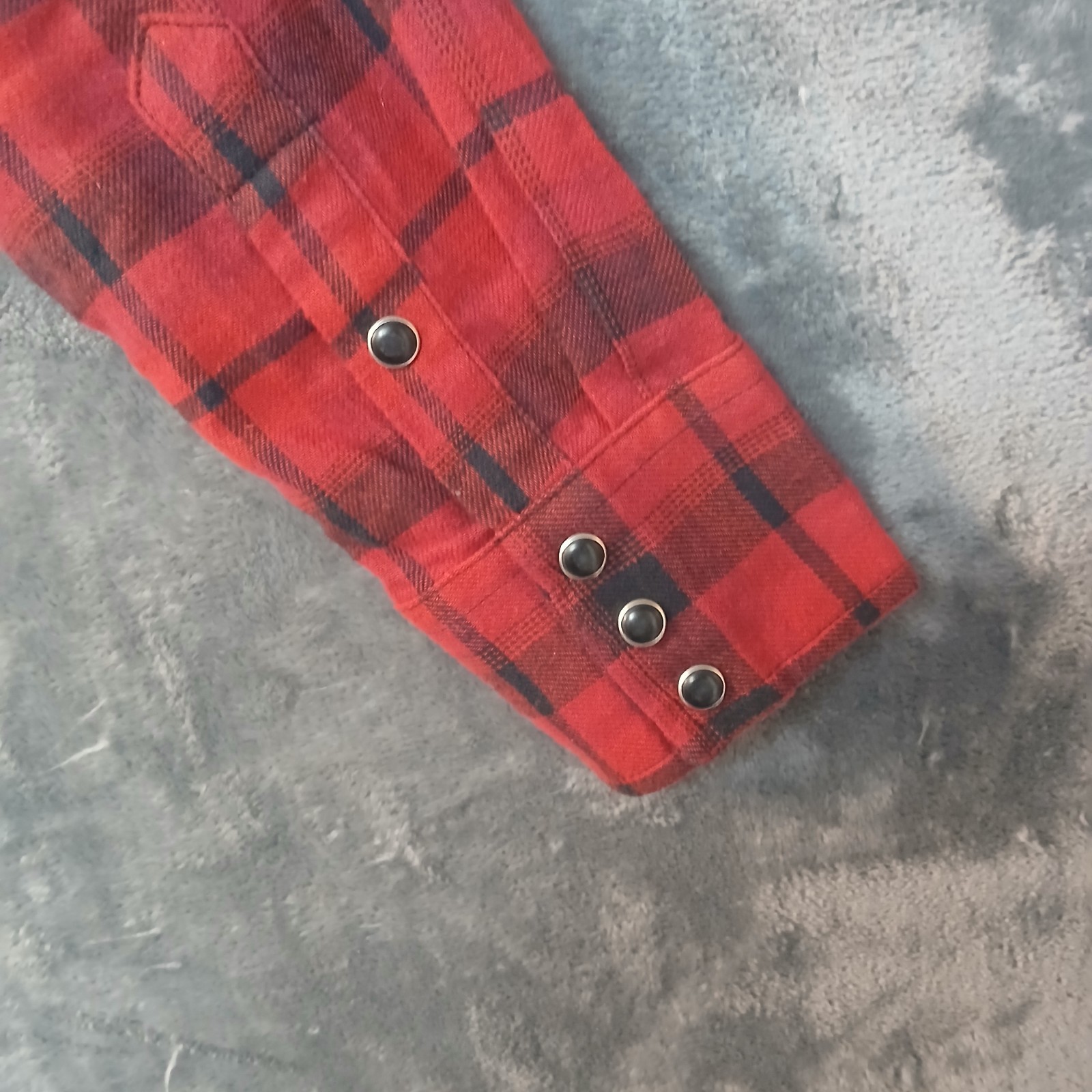 WRANGLER RETRO SHIRT MENS L RED PLAID FLANNEL PEARL SNAP WESTERN