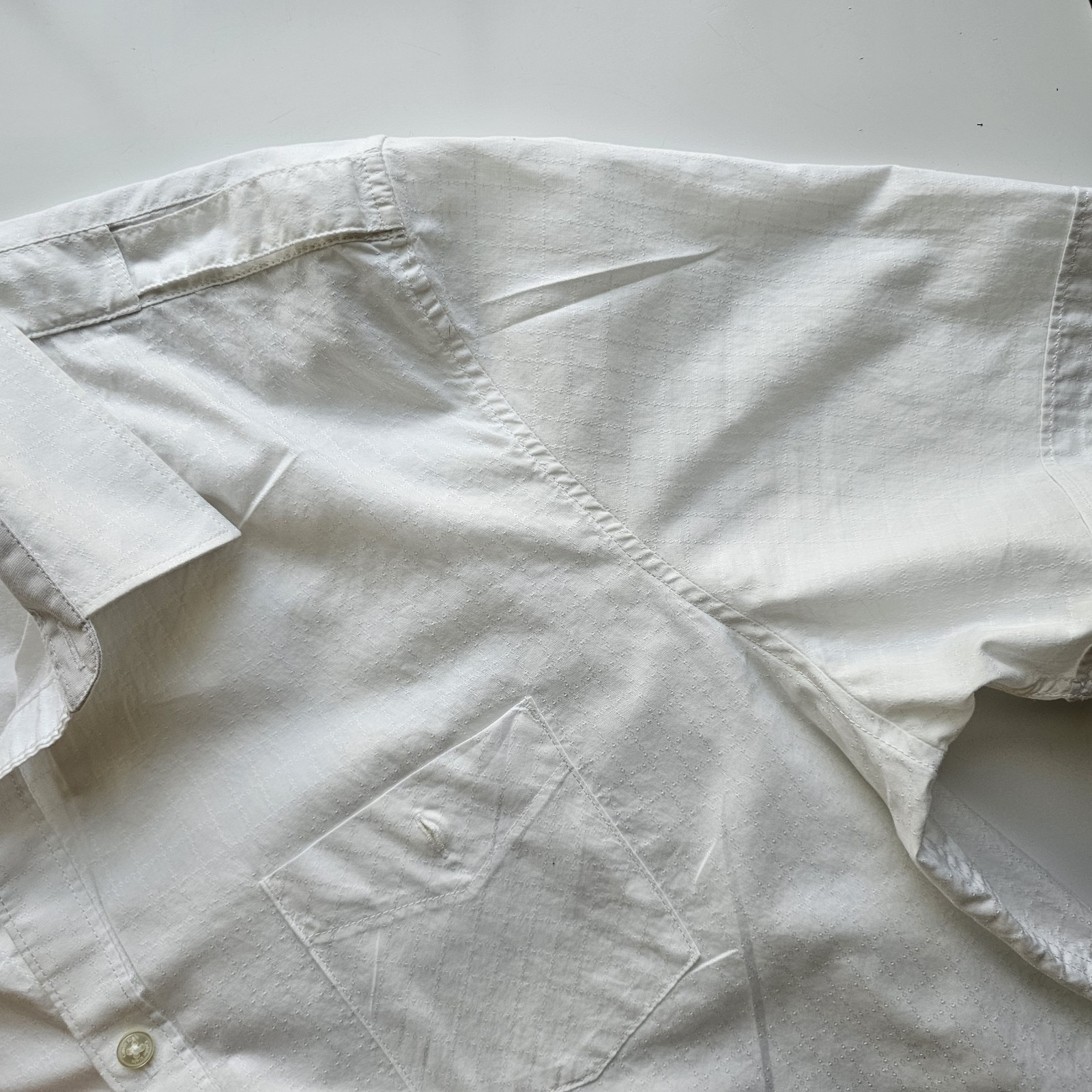 Calvin Klein Short Sleeve White Cotton Shirt Men’s XL may fit Slim