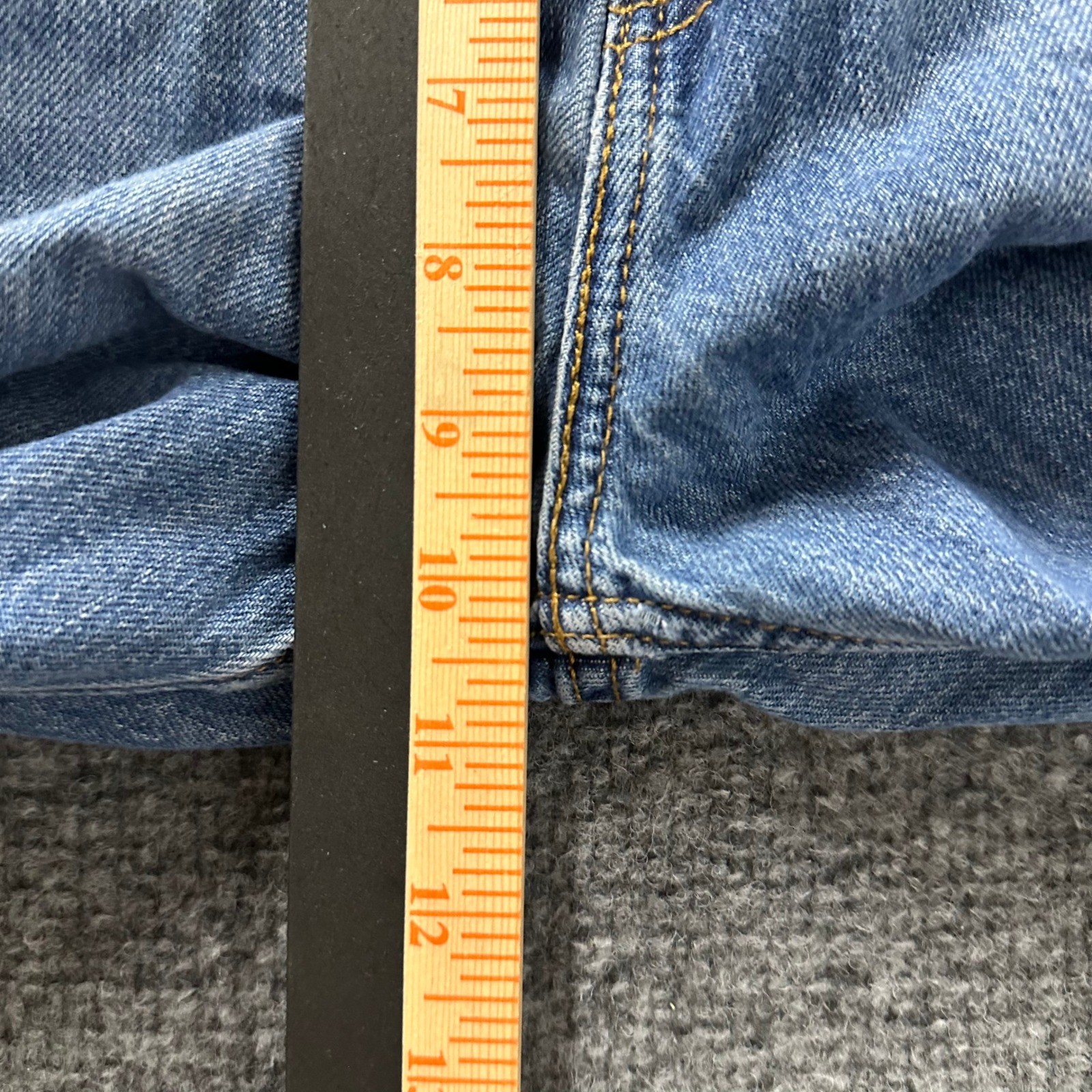Levi’s Jeans Womens Size 25 Blue Low Pro Straight Leg Denim Medium Wash Casual